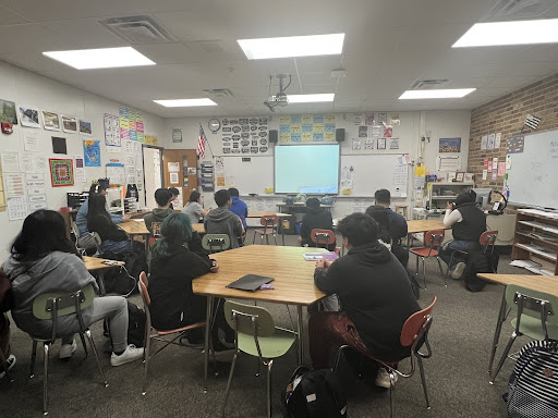 This is a picture of the 7th hour Hmong Heritage Language class.