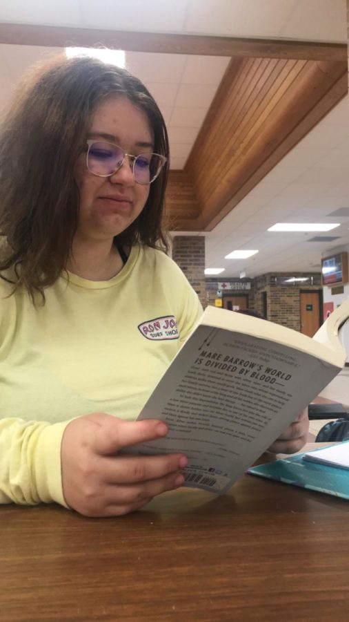 Peyton Wanta reading a book of choice! Photo Credits: Kylie Wiza